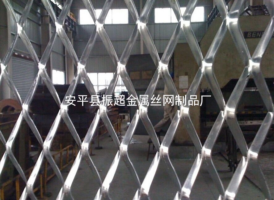304不銹鋼板網 金屬板網-www.chinajsh88.com 安平縣振超金屬絲網制品廠