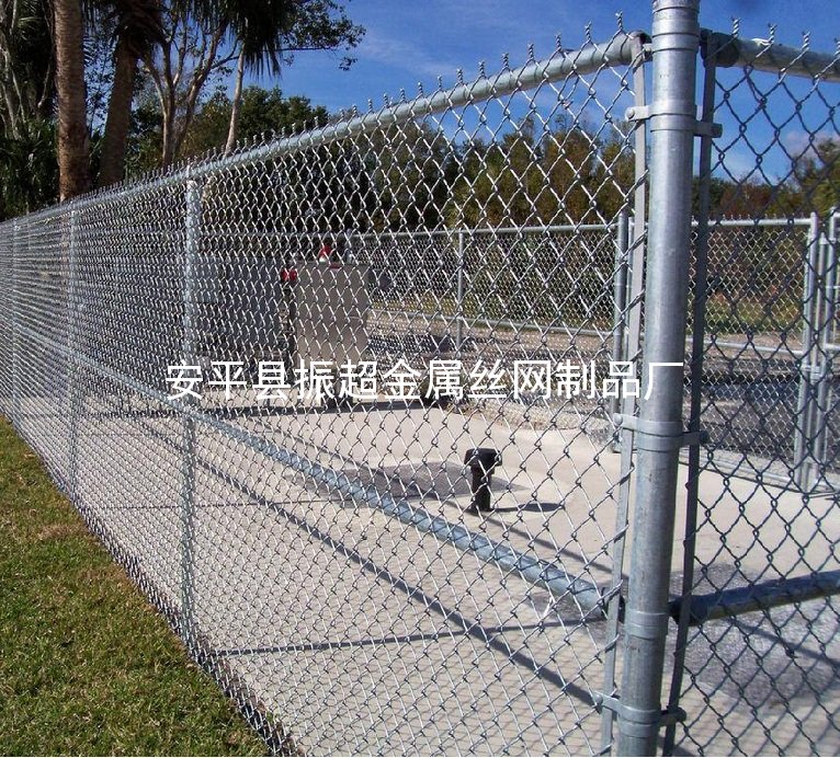 養(yǎng)雞鐵絲網(wǎng) 養(yǎng)殖鐵絲網(wǎng)-www.chinajsh88.com 安平縣振超金屬絲網(wǎng)制品廠