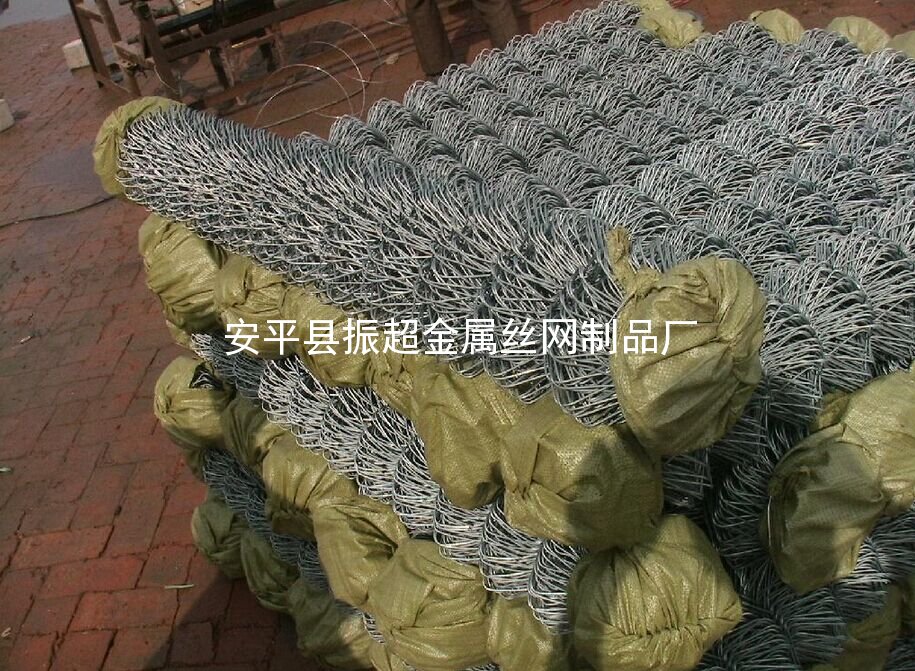 勾花網廠家-安平縣振超金屬絲網制品廠www.chinajsh88.com