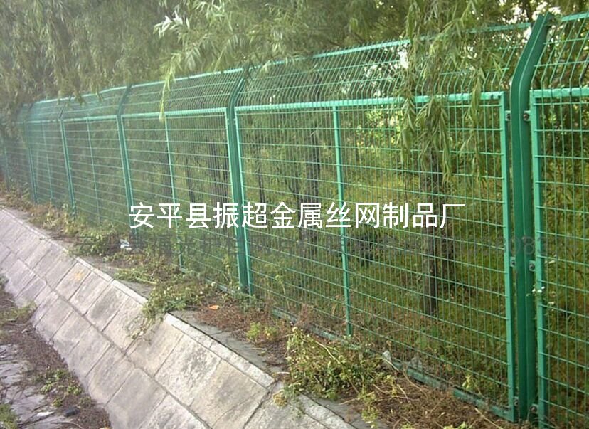 園林防護網-安平縣振超金屬絲網制品廠www.chinajsh88.com